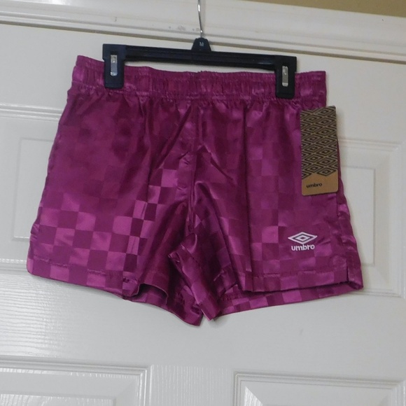 Umbro Big Girls Adjustable Waist Pull-On Short Size: M (10/12) - Picture 1 of 3